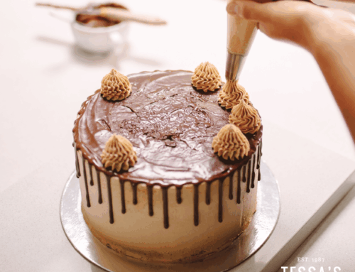 How to Ice Cakes When It’s Humid: Tips for Perfect Frosting Every Time