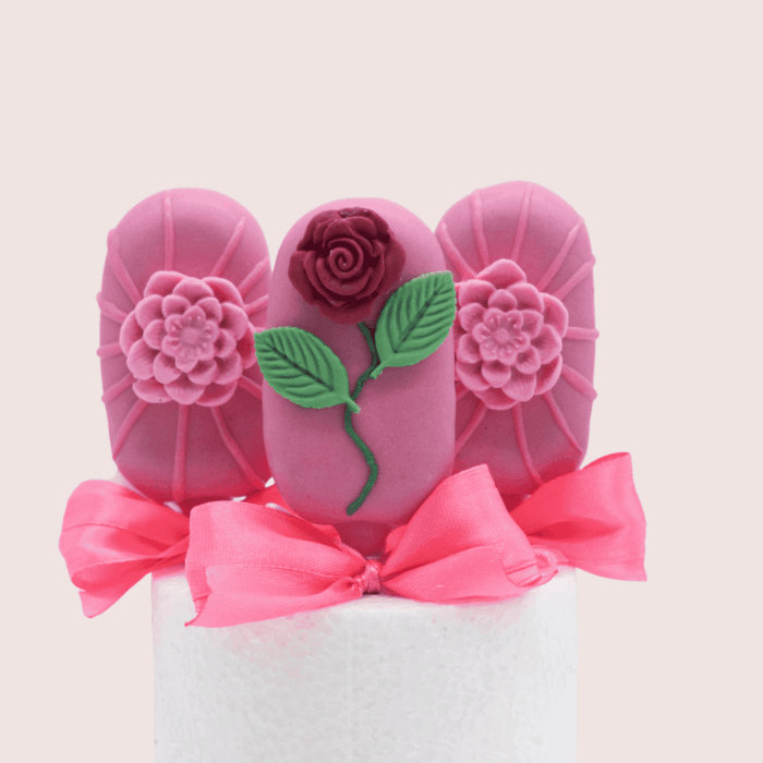 Red Rose Cakesicles