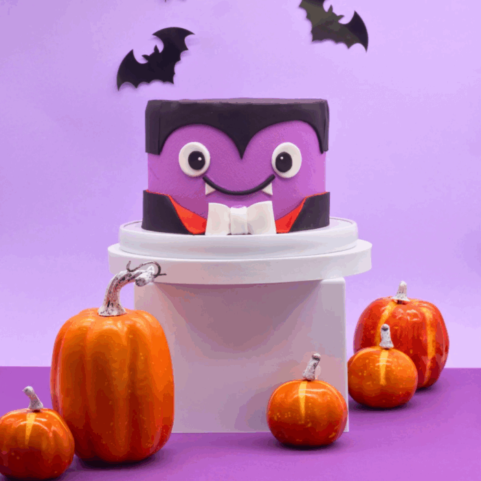 Count Sweetula Halloween Cake - Image 3
